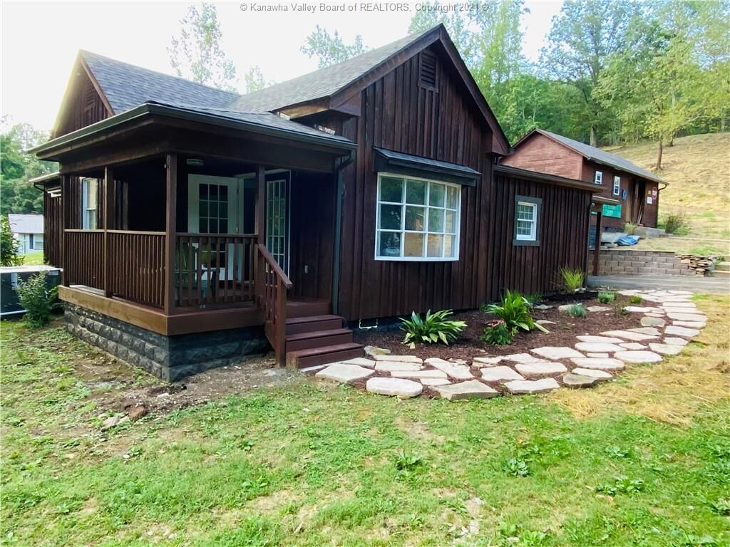 Property Photo:  4820 W Washington Street  WV 25313 