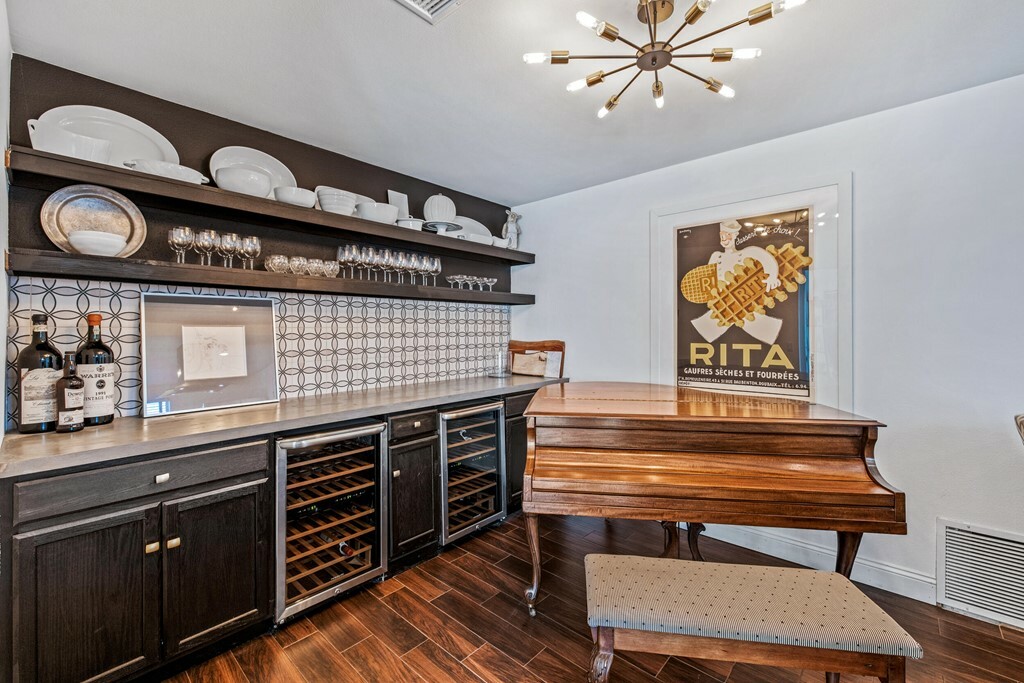 Property Photo: 461 W Palm Vista Drive CA 92262