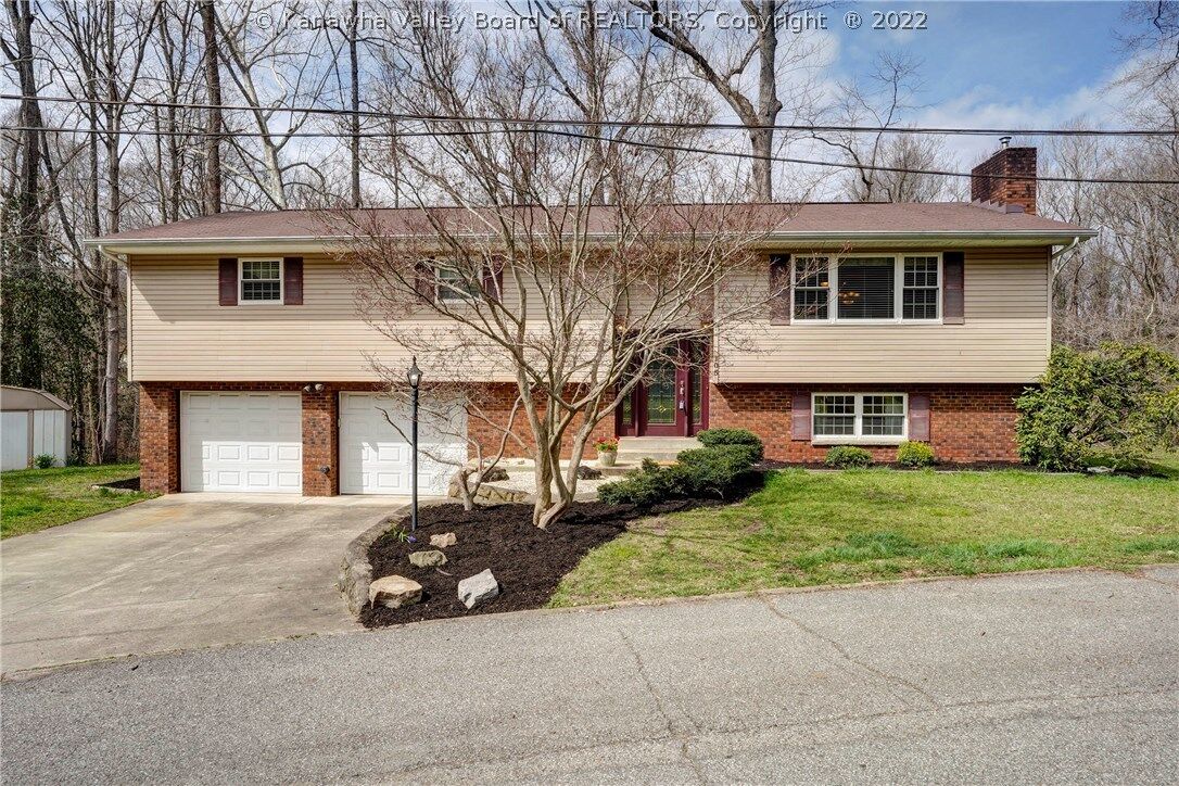 Property Photo:  105 Cedar Lane  WV 25177 
