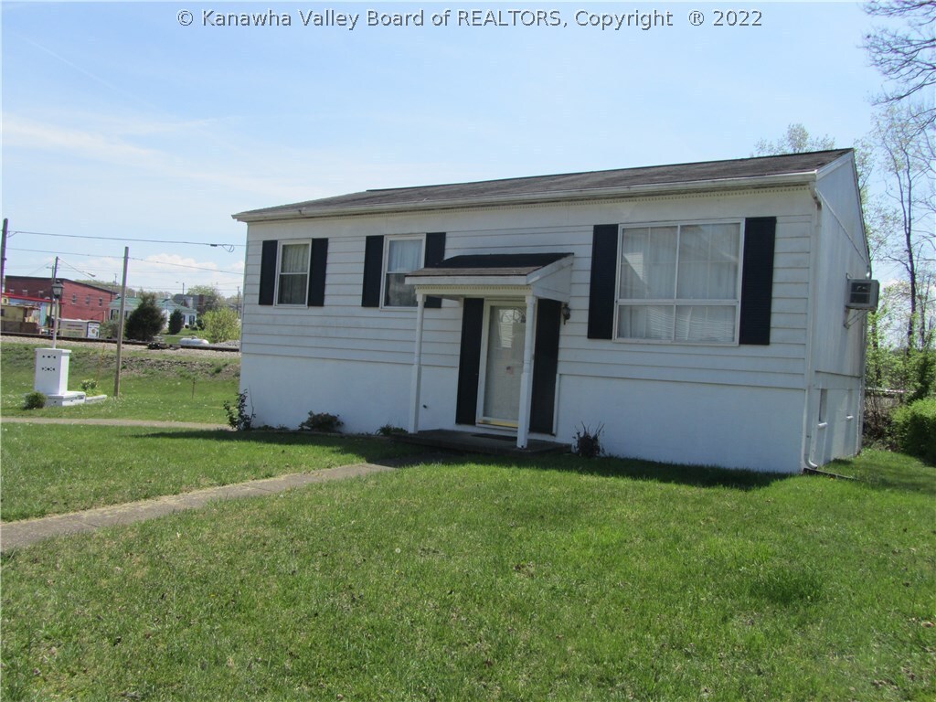 Property Photo:  2625 Putnam Avenue  WV 25526 
