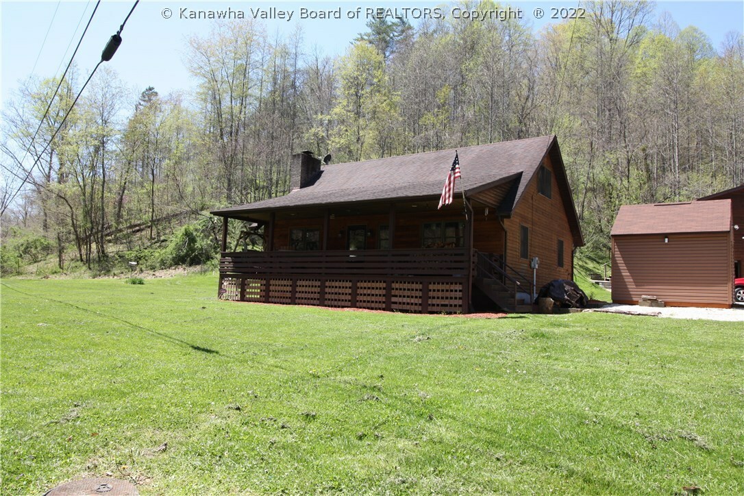 2866 Sycamore Road  Culloden WV 25510 photo