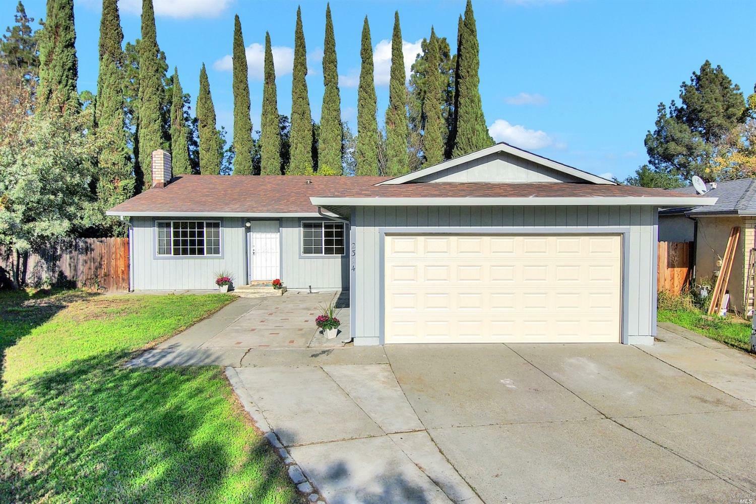 Property Photo:  2324 Baldwin Court  CA 94533 