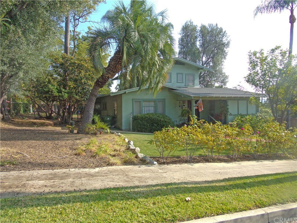 5228 Eagle Rock Boulevard  Eagle Rock CA 90041 photo