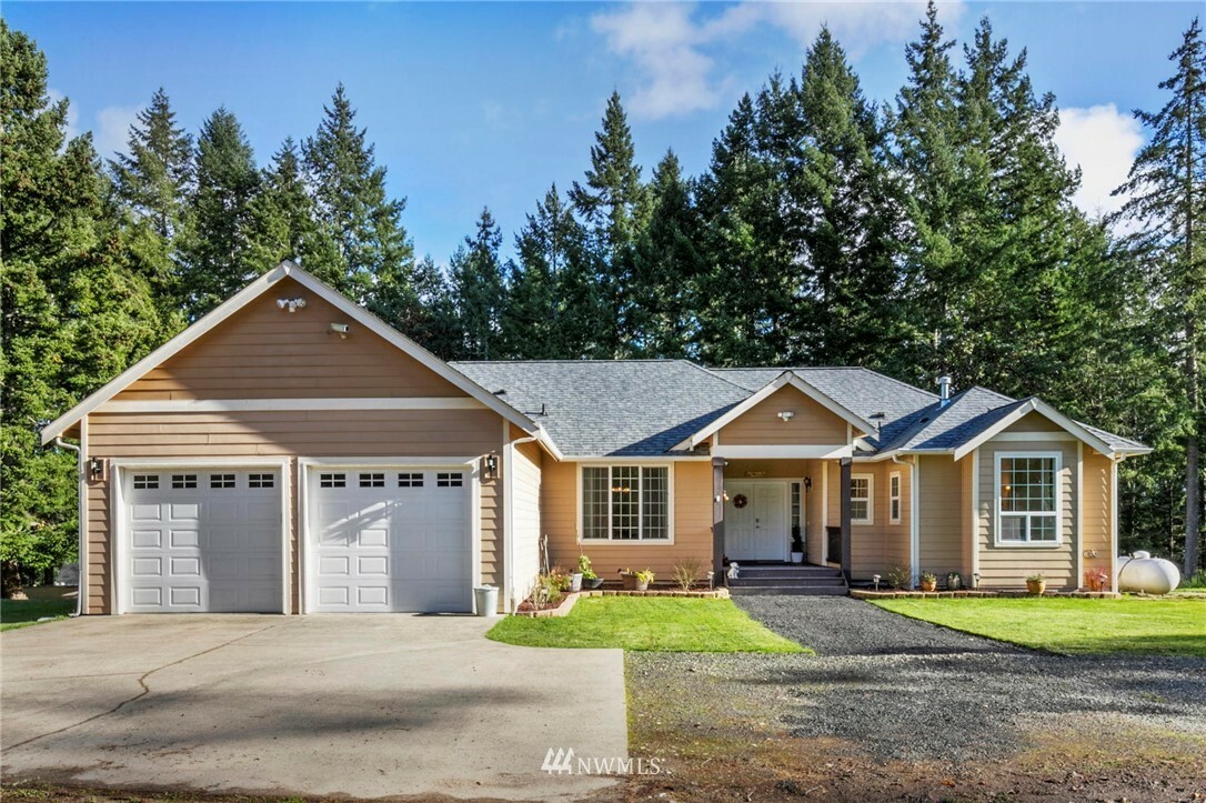 Property Photo:  2311 202nd Avenue SW  WA 98349 