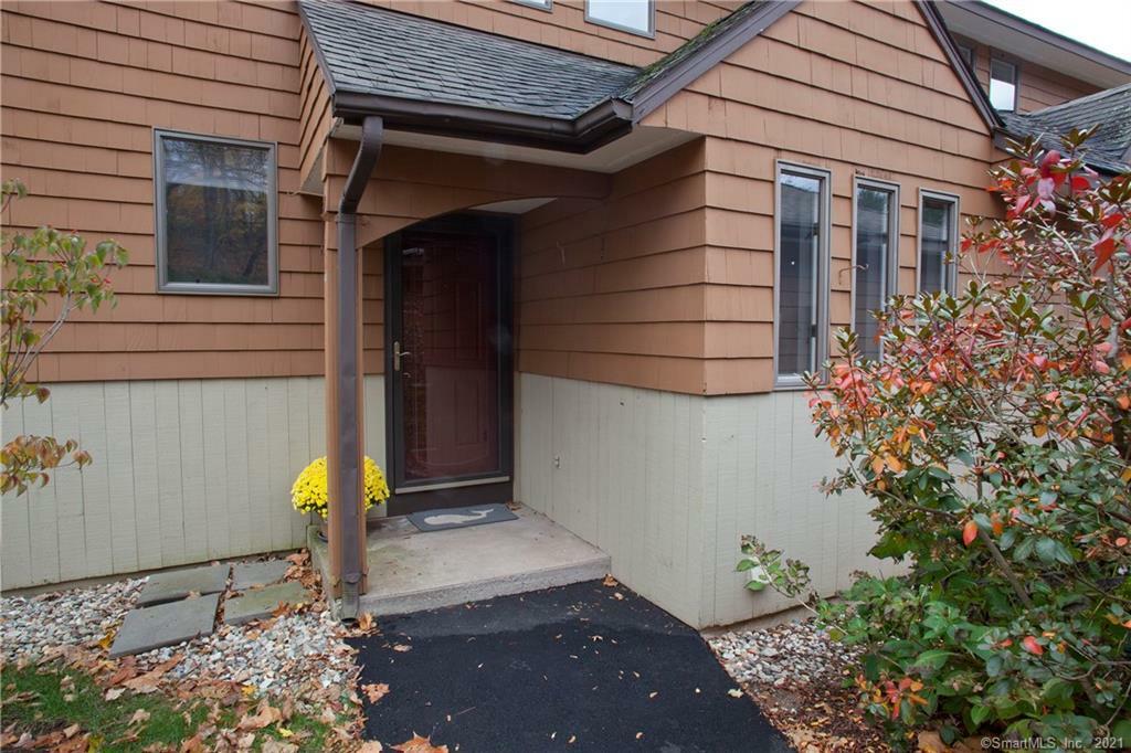 Property Photo: 28 Biltmore Park 28 CT 06002