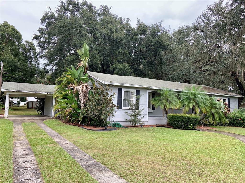 Property Photo:  609 E Main Street  FL 33873 