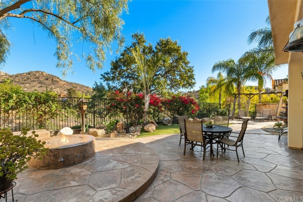 Property Photo:  3320 Wild Oak Lane  CA 92027 