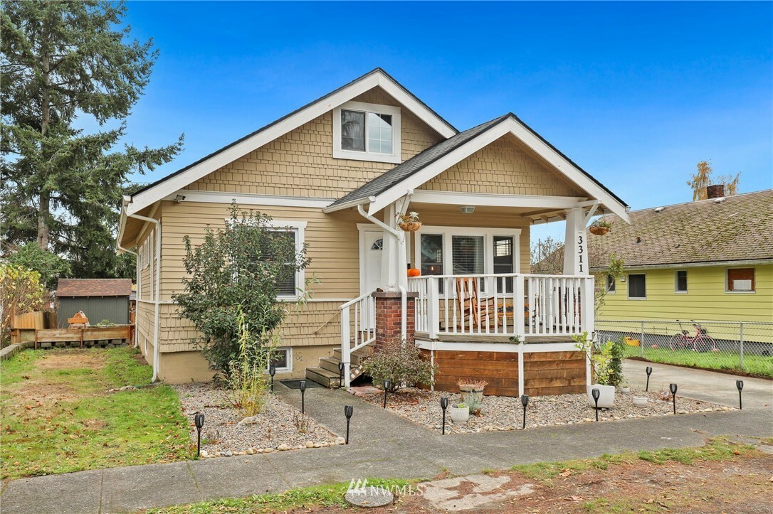 Property Photo:  3311 E K Street  WA 98404 