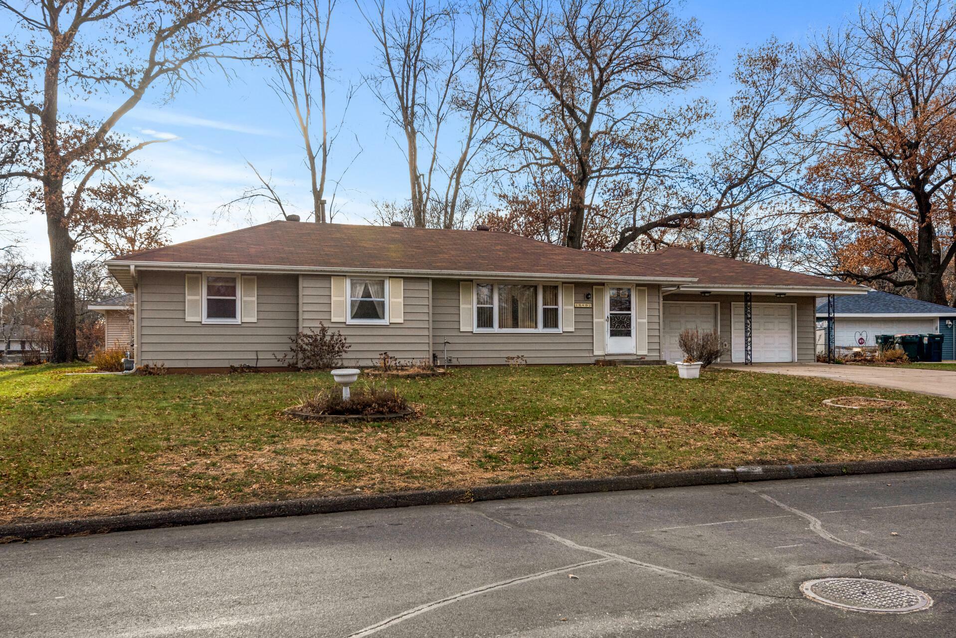 Property Photo:  10402 Washington Boulevard NE  MN 55434 