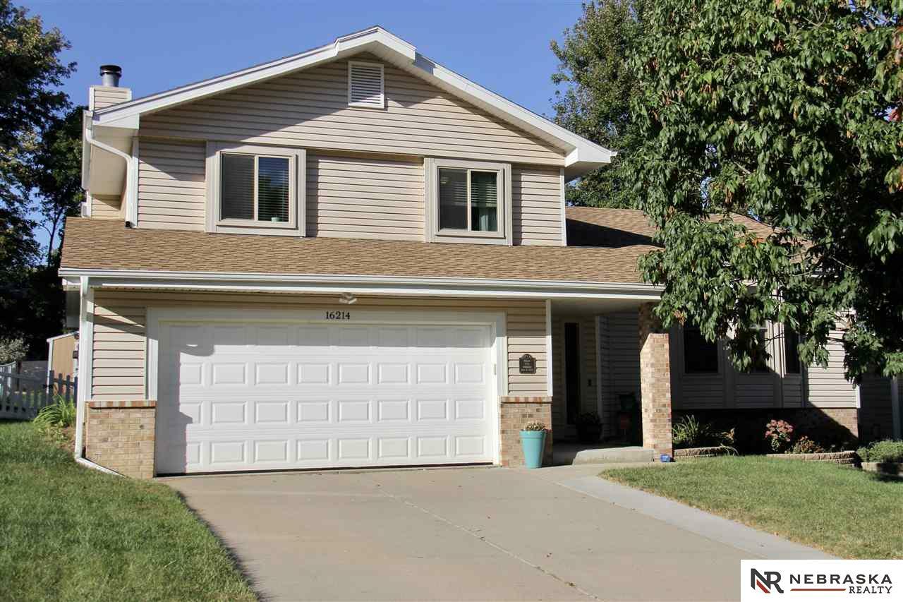 Property Photo:  16214 Holmes  NE 68135 