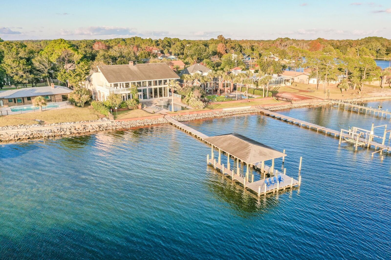 Property Photo: 17 Bayshore Drive FL 32579