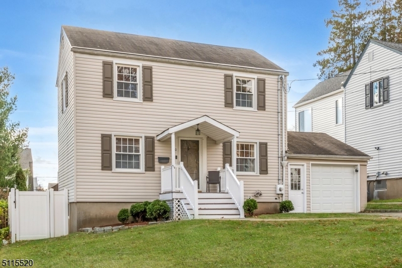 Property Photo:  10 Nutwold Ave  NJ 07052 