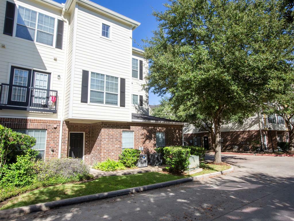 Property Photo: 9200 Westheimer Road 1505 TX 77063
