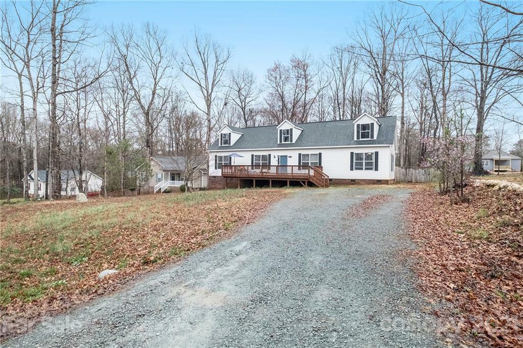 Property Photo: 3923 Plaxico Road NC 28173