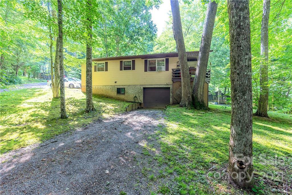 165 Nottingham Road  Maggie Valley NC 28751 photo