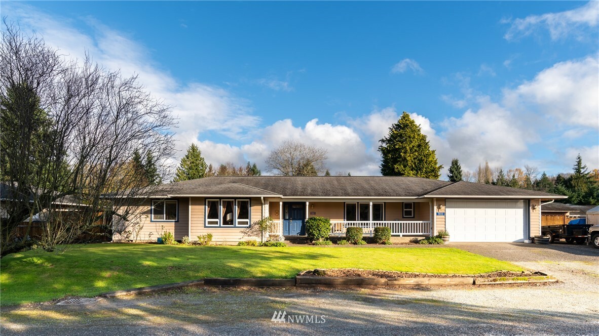 Property Photo:  7033 Steelhead Lane  WA 98233 