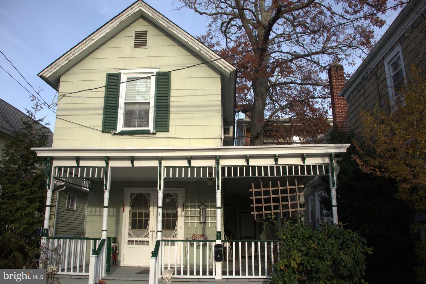 Property Photo:  113 East Avenue  NJ 08071 