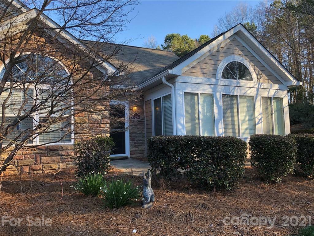 Property Photo:  6834 Ledgestone Place  NC 28227 