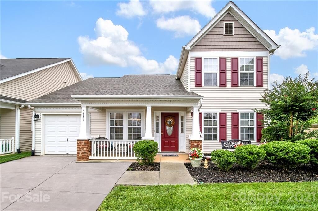 Property Photo:  3819 Tupelo Lane  SC 29707 