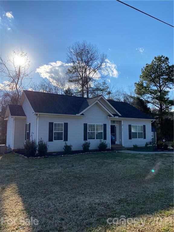 Property Photo: 3275 Innes Street NC 28144