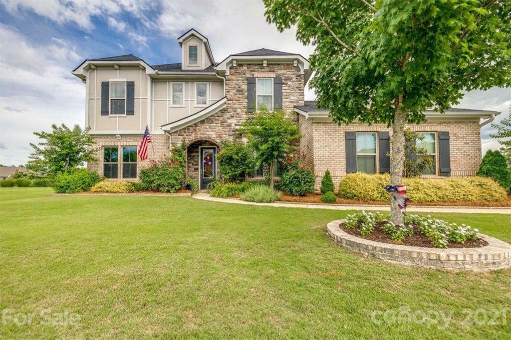 Property Photo: 4212 Thames Circle SC 29715