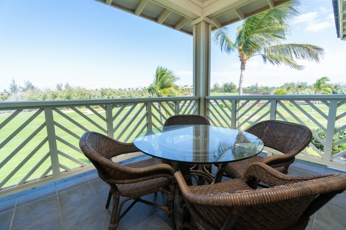 Property Photo:  69-200 Pohakulana Pl E34  HI 96738 