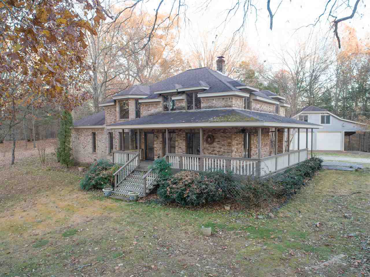 Property Photo:  235 Glenn Dr  TN 38028 