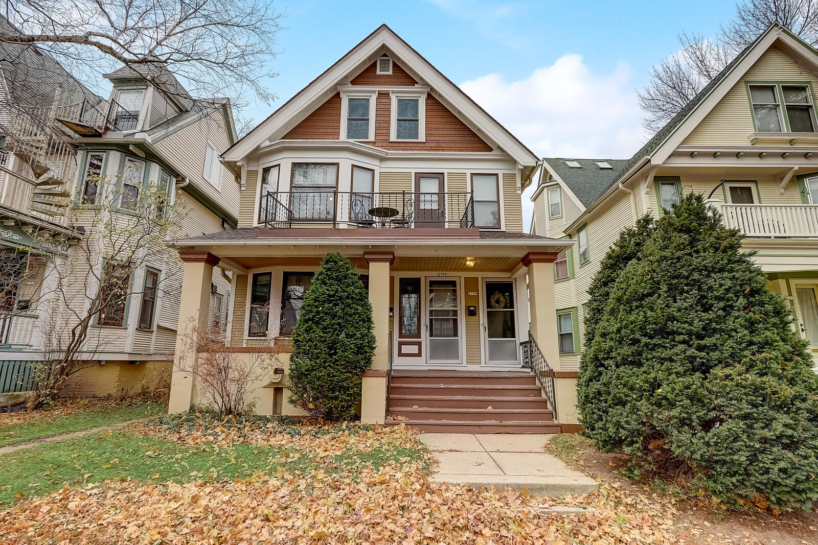 Property Photo: 2757 N Murray Ave 2759 WI 53211