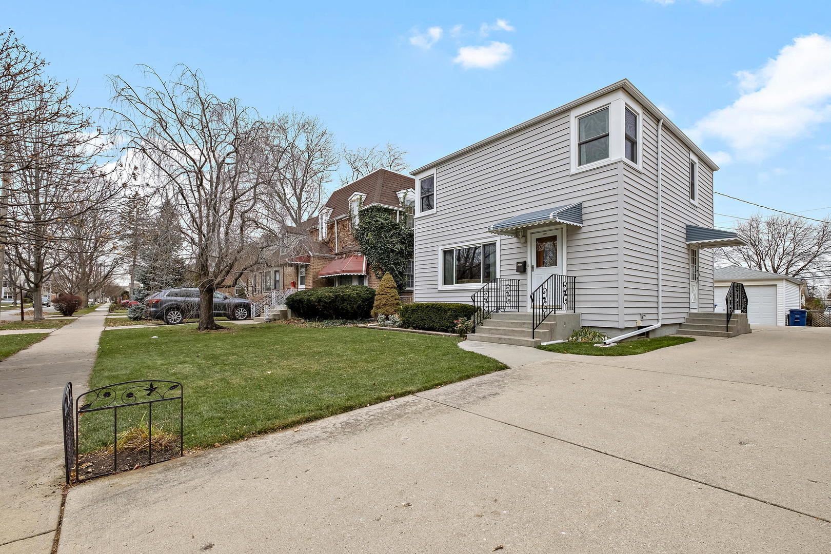 1364 Evergreen Avenue  Des Plaines IL 60016 photo