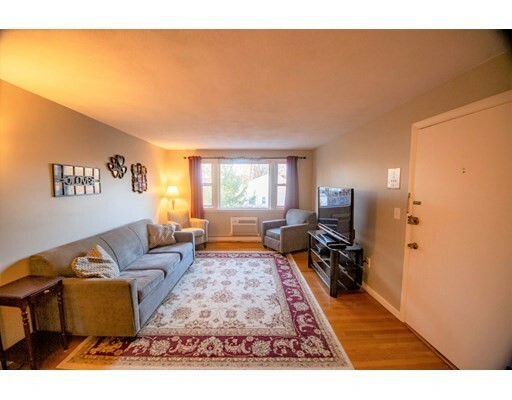 Property Photo: 462 Nahatan St A6 MA 02062