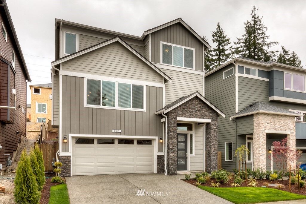 Property Photo:  3924 242nd Street SE Pt 3  WA 98021 