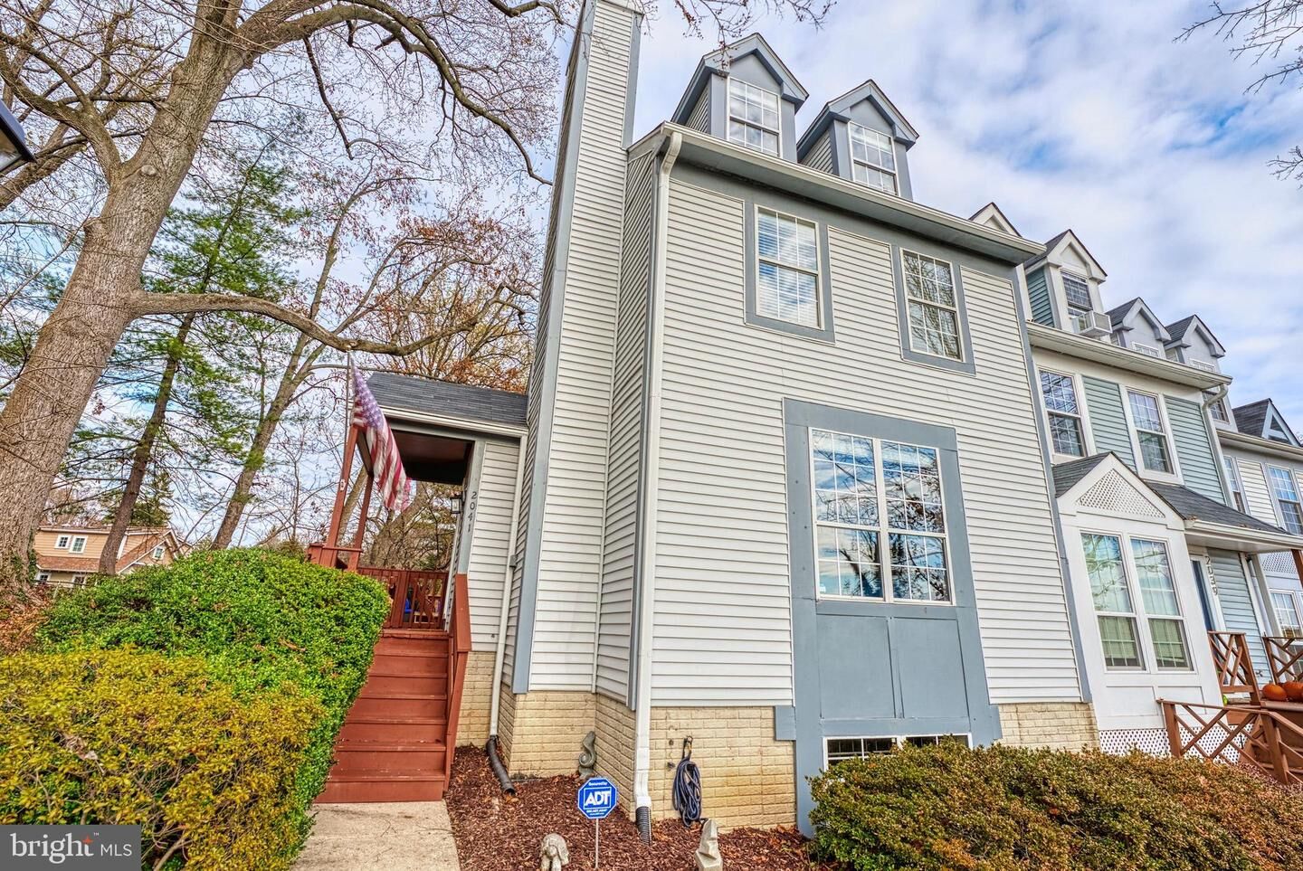 Property Photo:  2041 Lyttonsville Road  MD 20910 