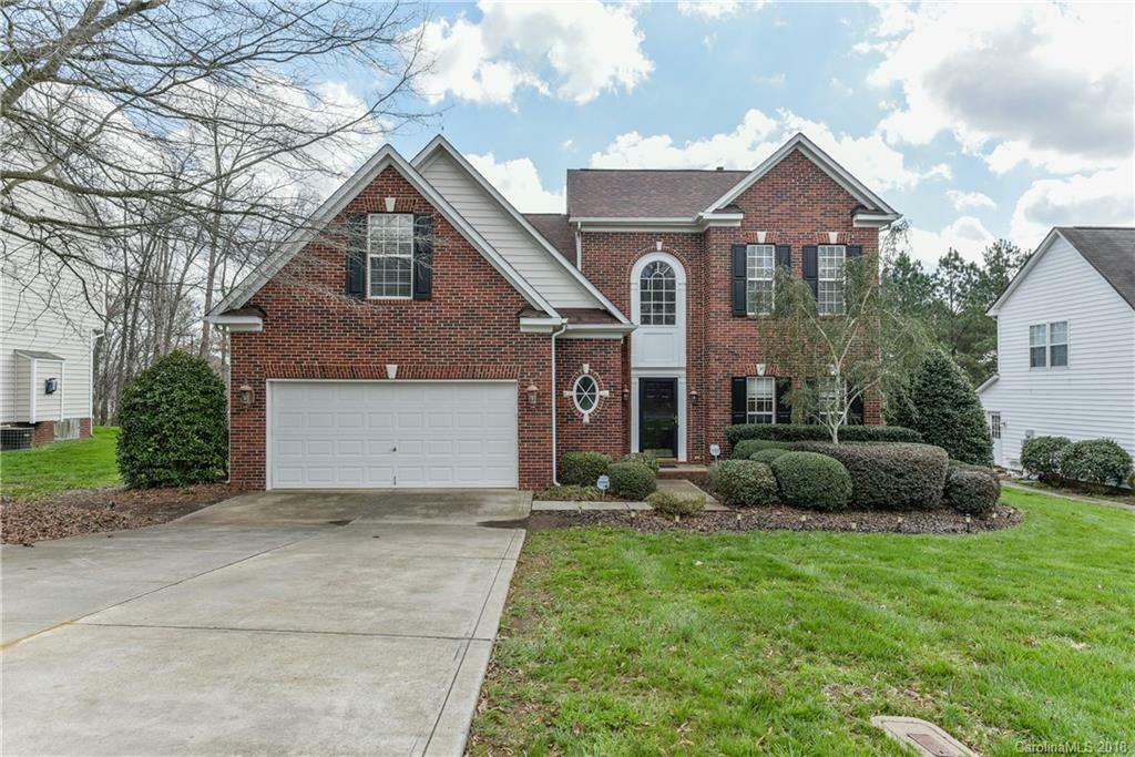 Property Photo:  1005 Hollyhedge Lane  NC 28079 