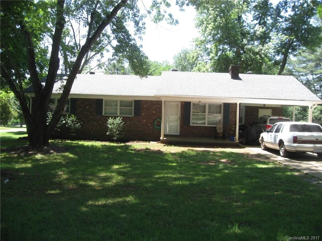 Property Photo: 1523 Home Trail 54 NC 28092