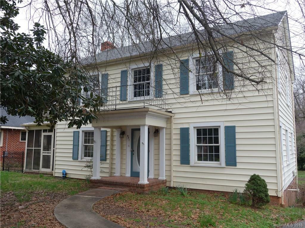 Property Photo:  921 E Marion Street  NC 28150 