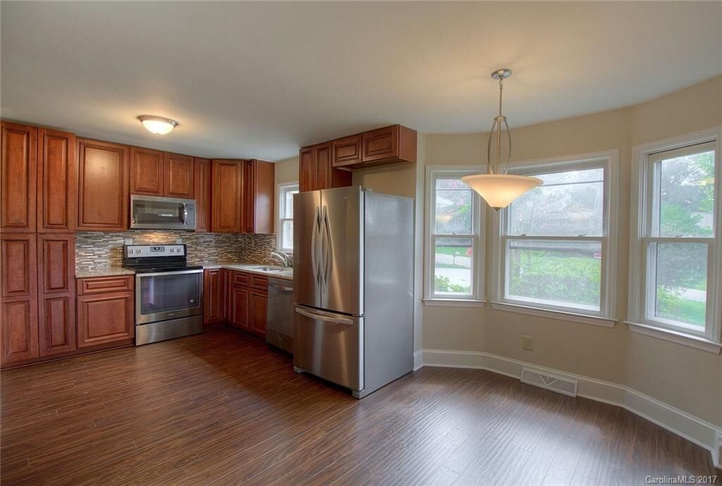 Property Photo: 4400 Bainview Drive NC 28227