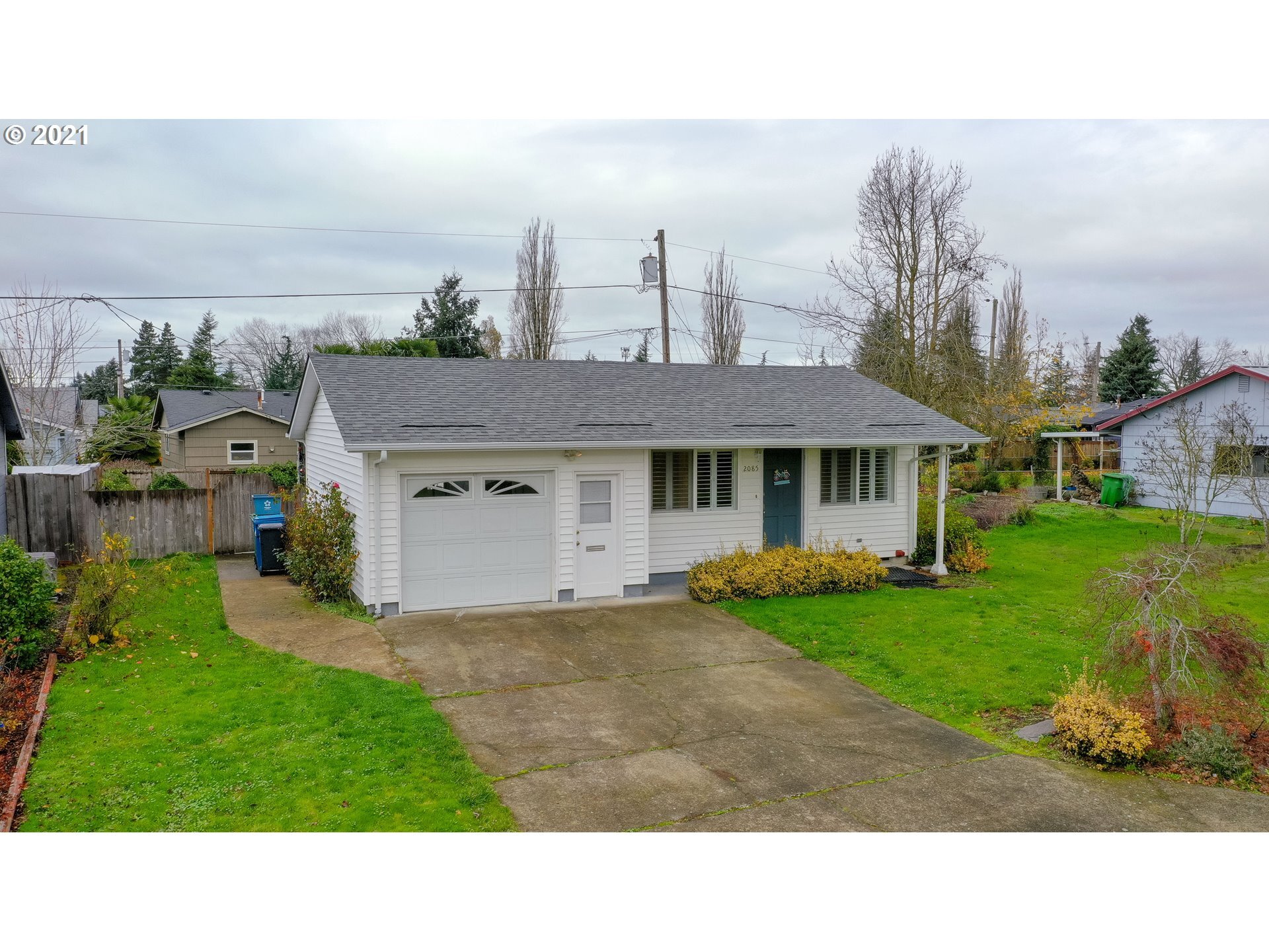 Property Photo: 2085 Sallal Rd OR 97071