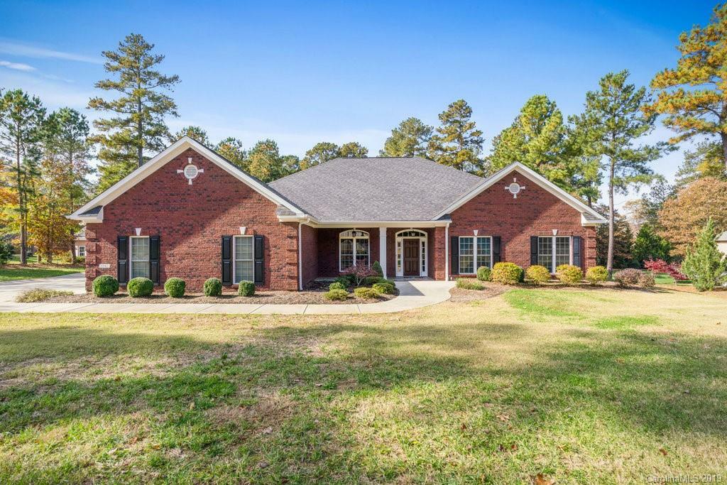 Property Photo:  1542 Killian Farm Road  NC 28164 