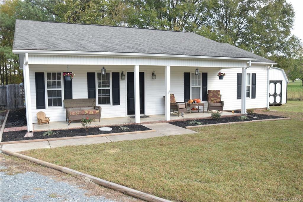 Property Photo: 1308 Prospectors Court NC 28110