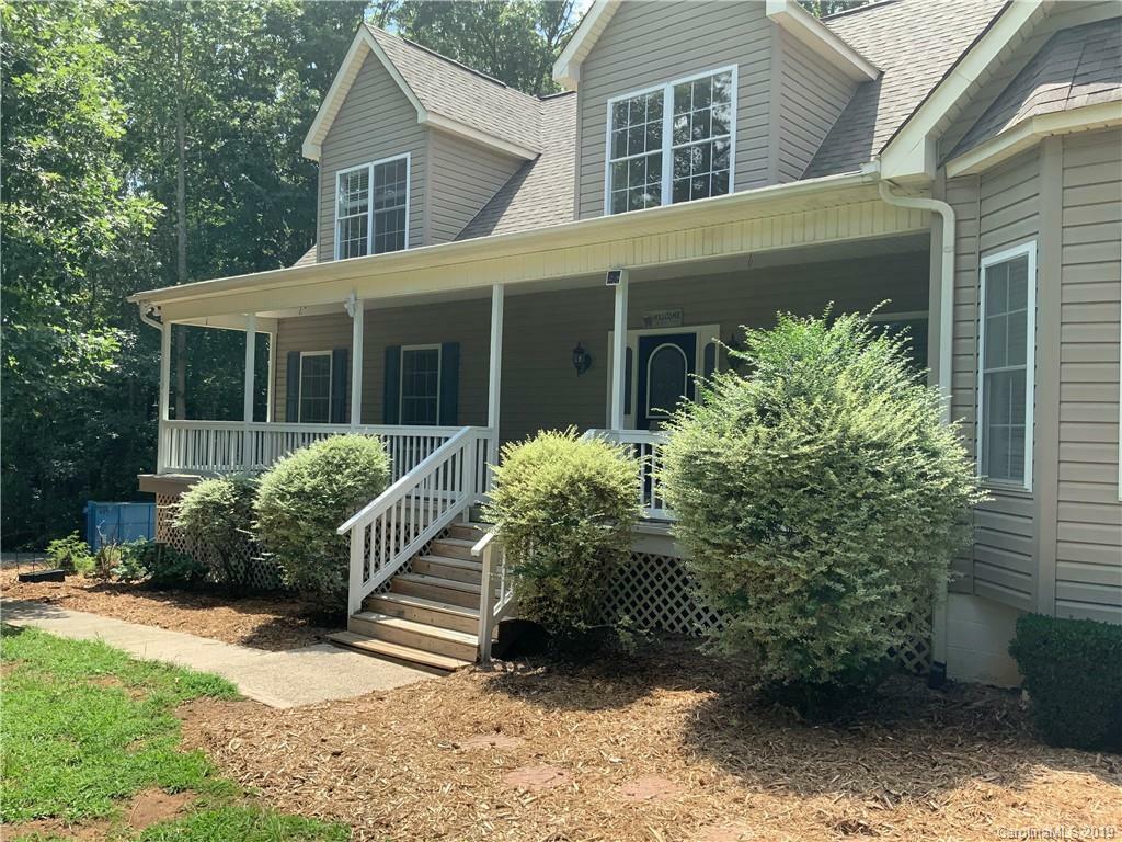 Property Photo: 15820 Youngblood Road NC 28278