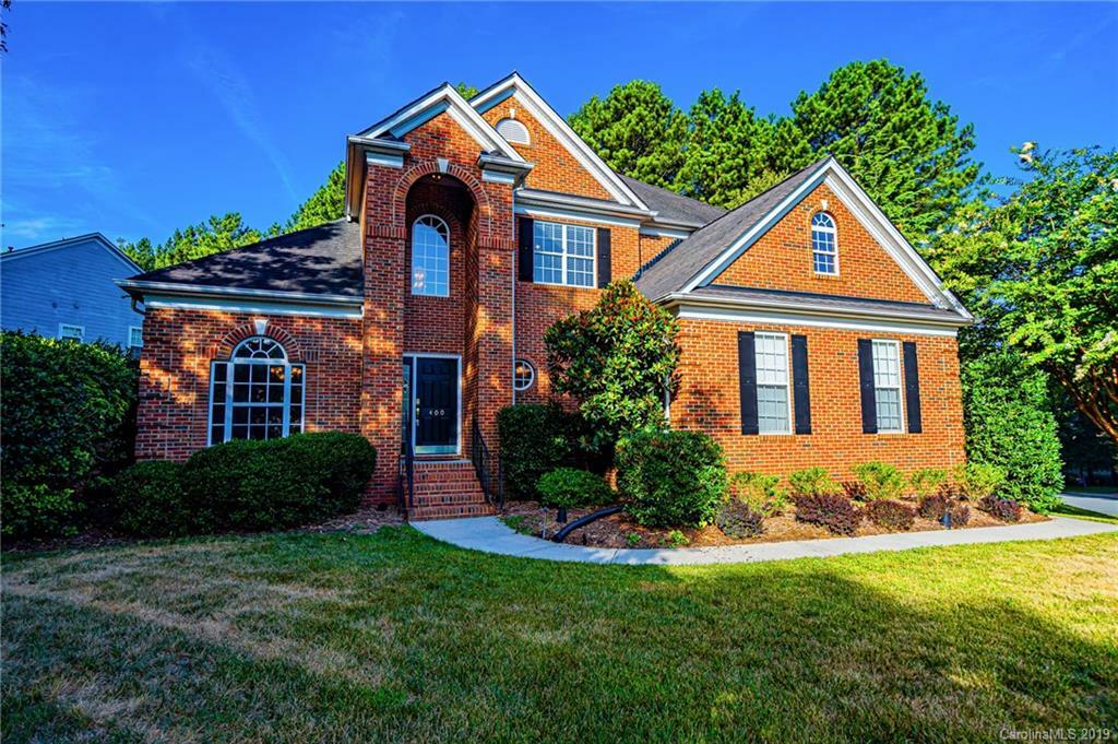 Property Photo: 400 Stonewater Bay Lane NC 28120