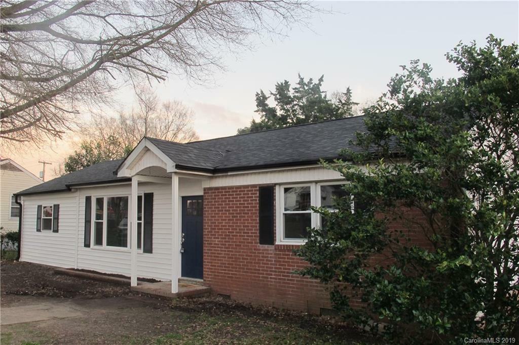 Property Photo:  1105 E Park Drive  NC 28054 