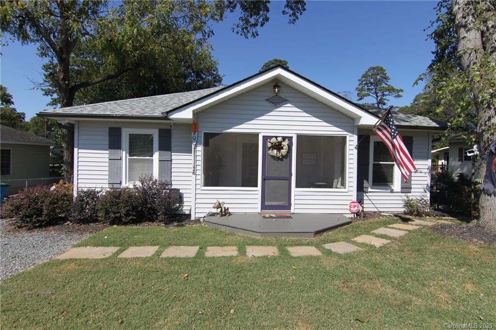 Property Photo:  329 Linestowe Drive  NC 28012 