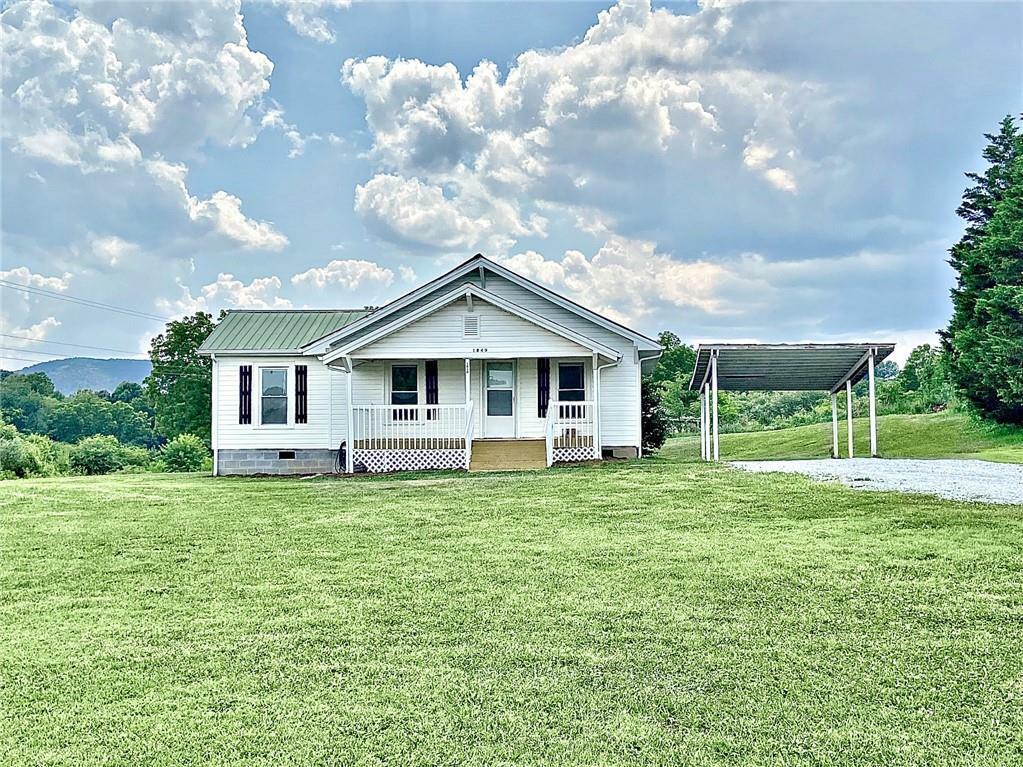 1840 Sipe Road  Taylorsville NC 28681 photo