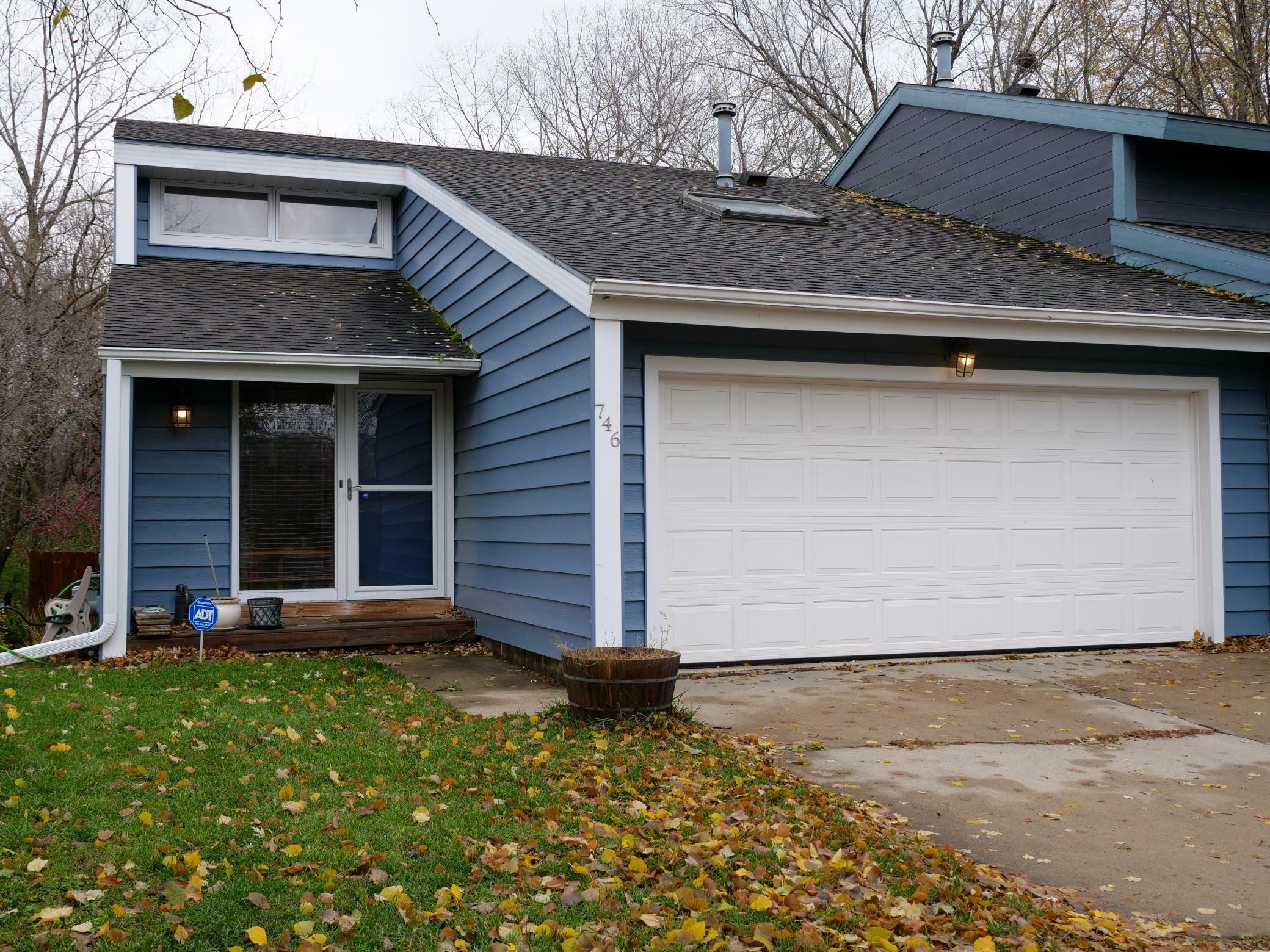 Property Photo: 746 Neville Court SE MN 55904