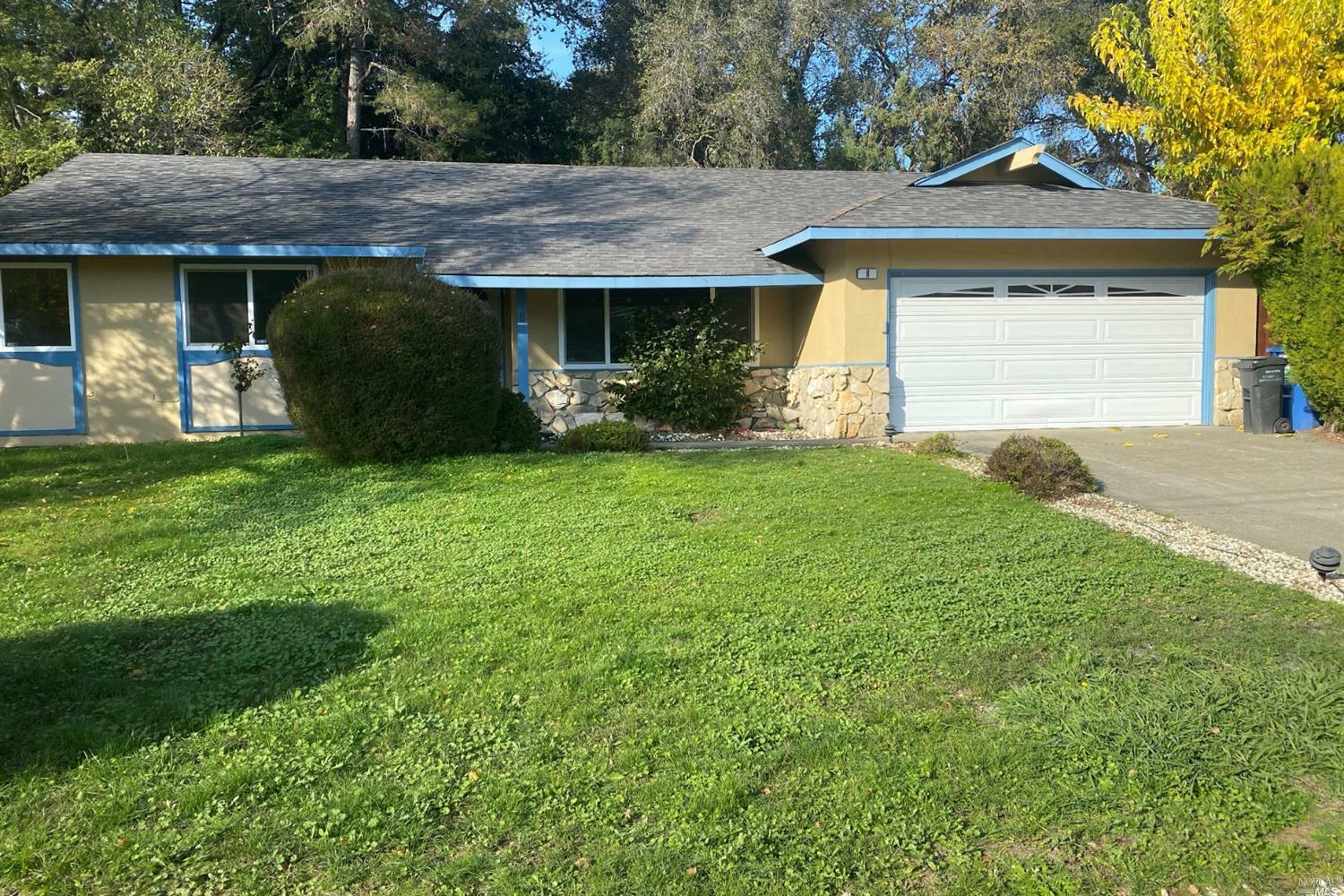 Property Photo: 8 Angelica Court CA 94947