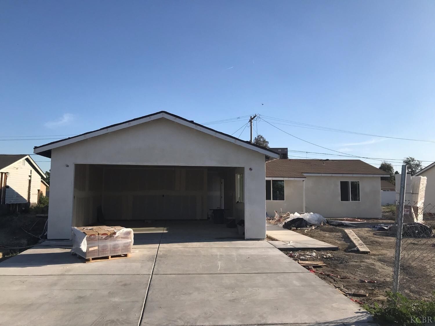 Property Photo: 2323 Patterson Avenue CA 93212