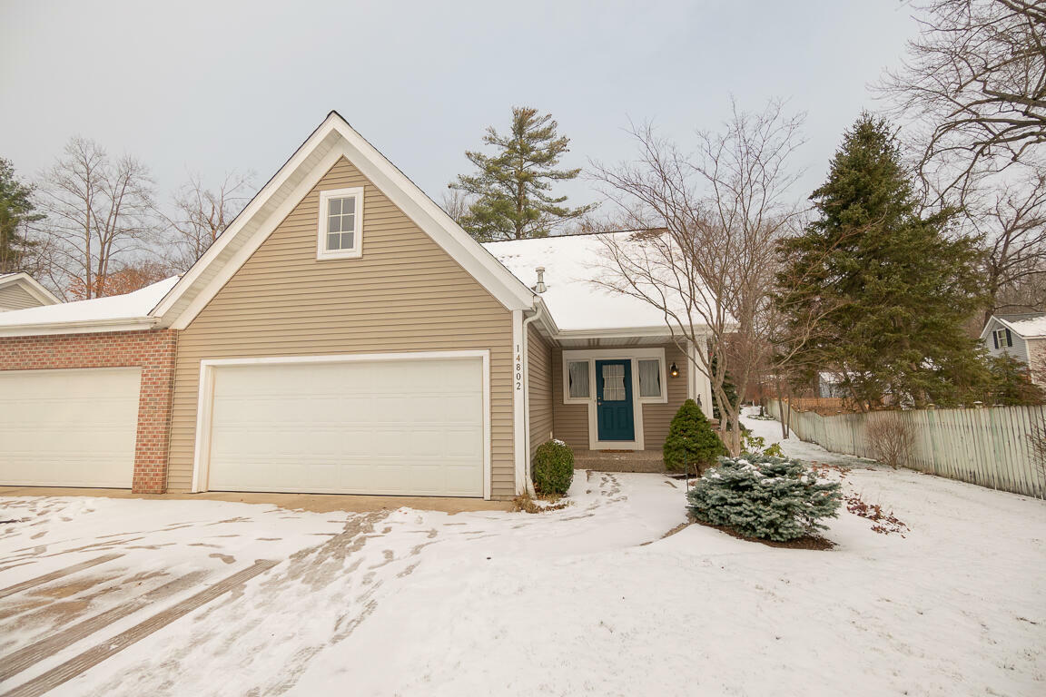 Property Photo:  14802 Woods Walk Court  MI 49456 