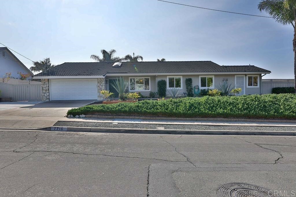 Property Photo: 7715 Lake Andrita Avenue CA 92119