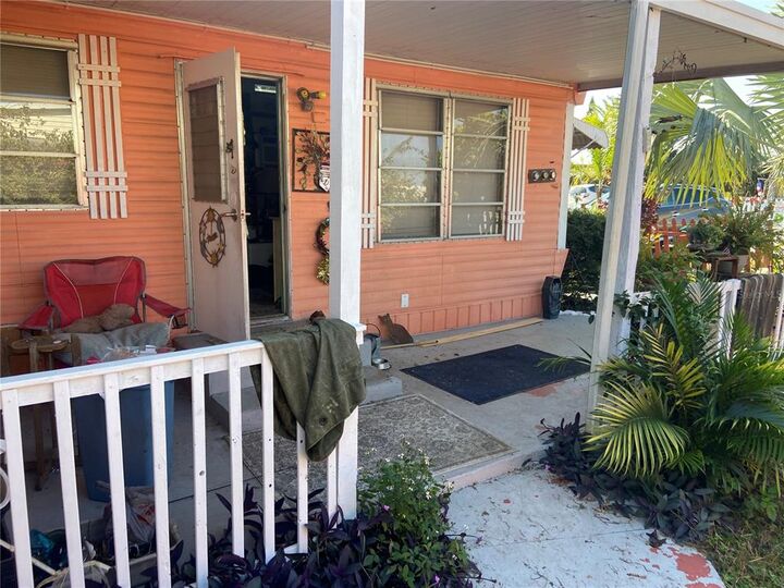 Property Photo:  1820 Hess Drive  FL 34691 